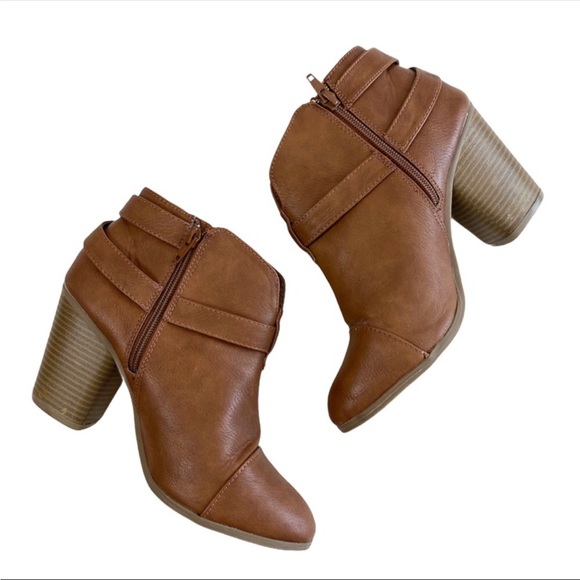 LC Lauren Conrad Brown Booties - Picture 3 of 12